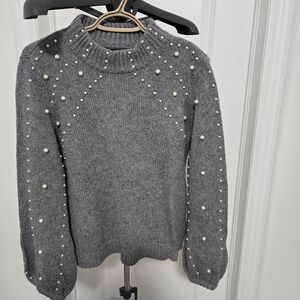 Chic Gray Pearl-Studded Women's Sweater